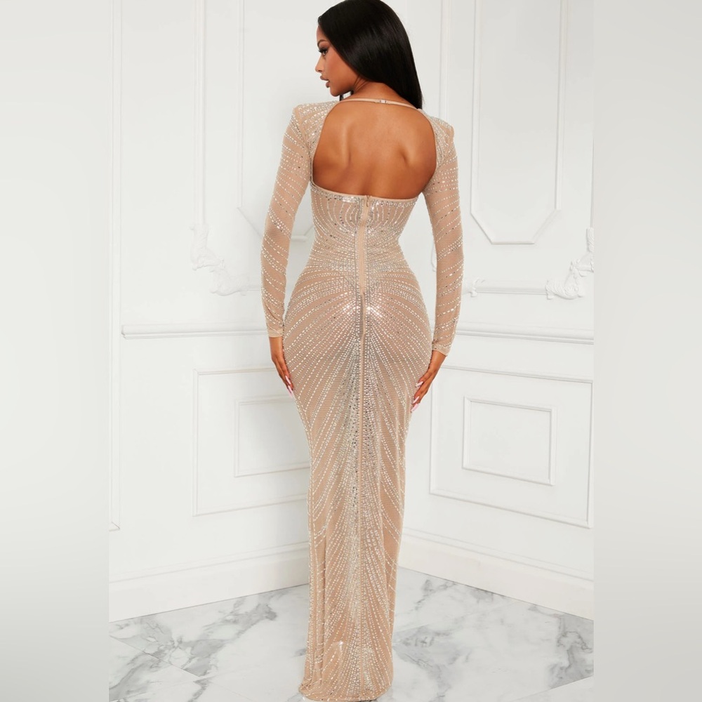 Fashion Nova Luxe Caught Your Attention Embellished Maxi Dress-Nude-Size M NWT🤎🔥 - Picture 3 of 10
